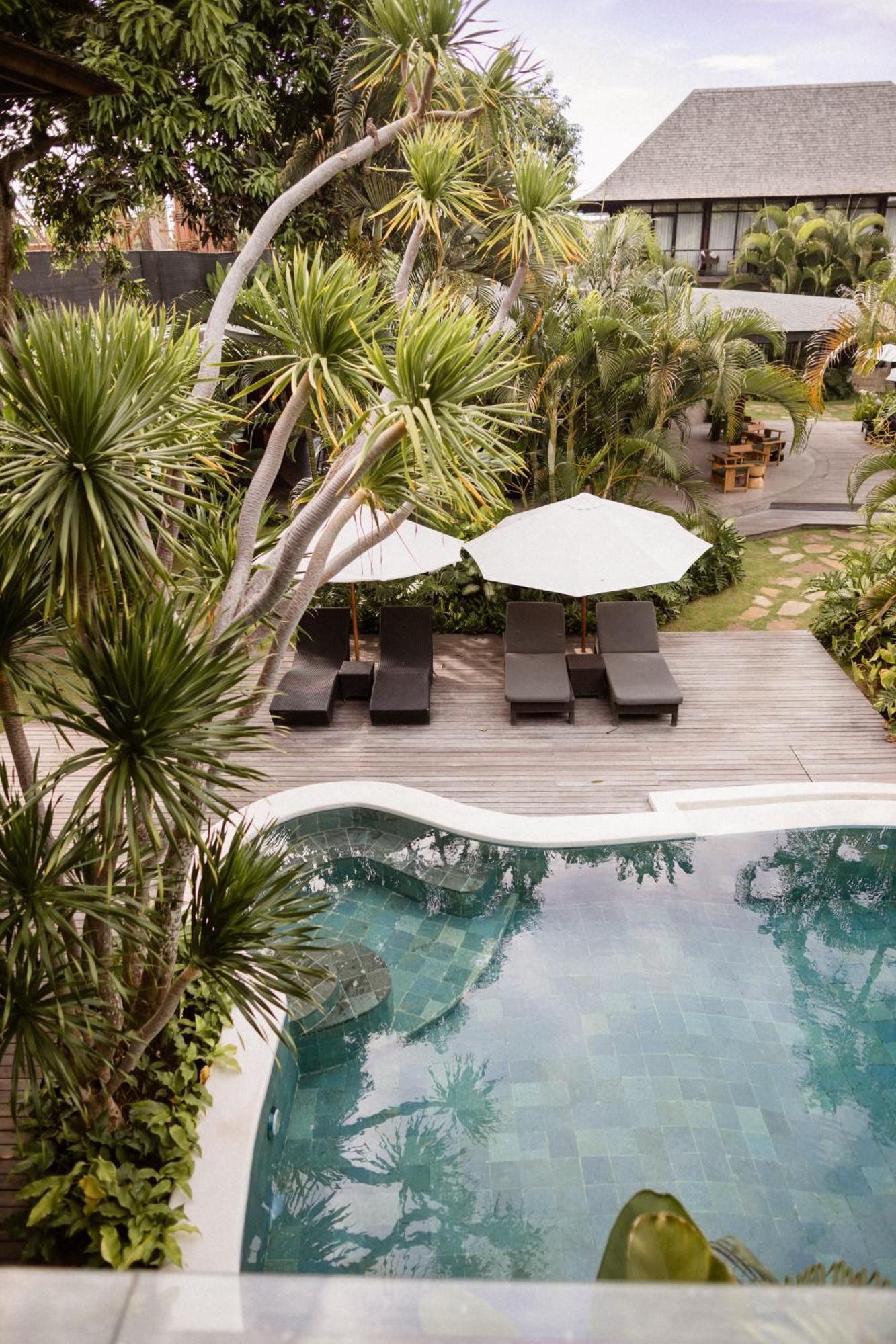 Wave House Resort Canggu Exterior photo