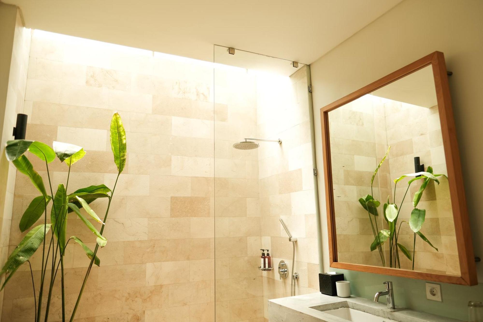 Wave House Resort Canggu Exterior photo
