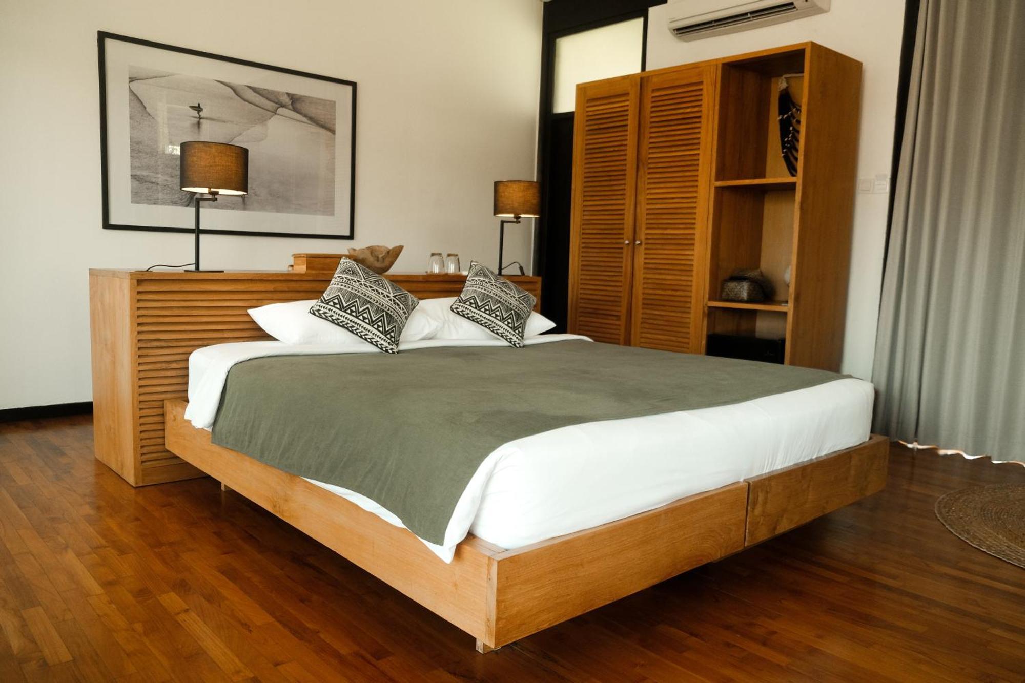 Wave House Resort Canggu Exterior photo