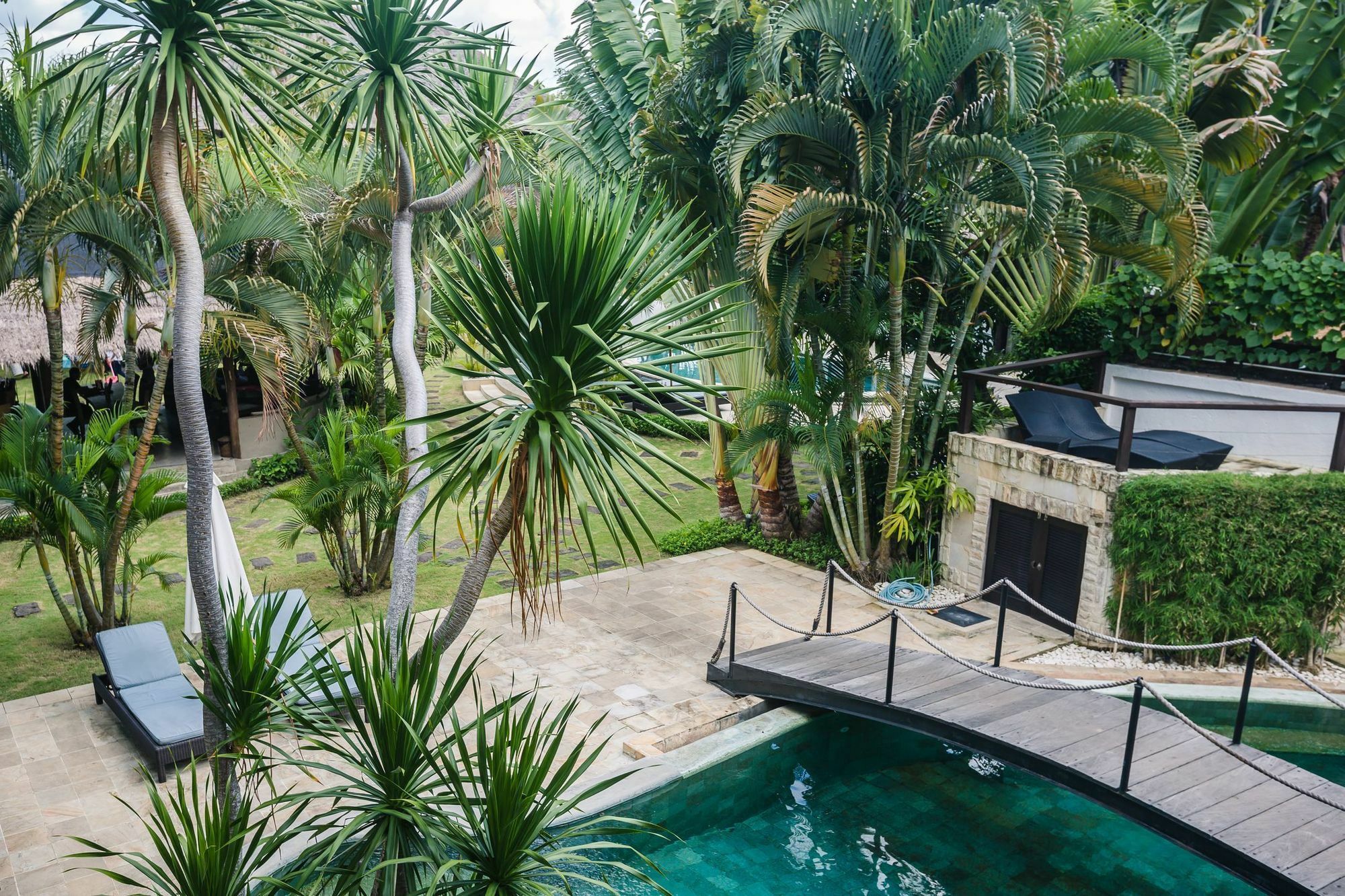 Wave House Resort Canggu Exterior photo